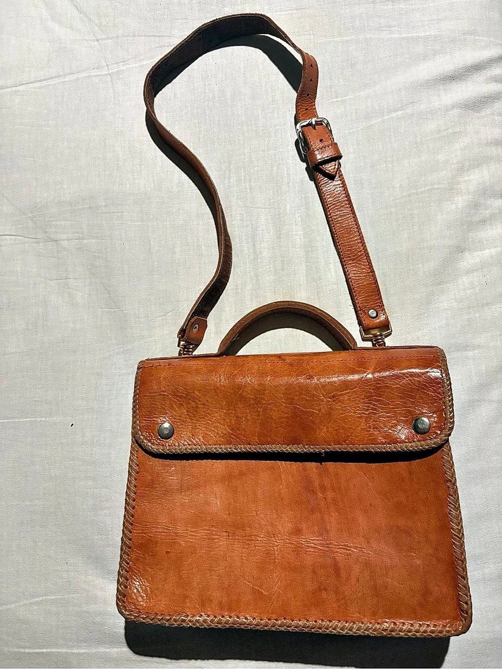 Full grain Brown Leather Shoulder Bag